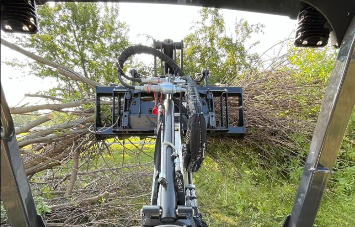 Storm Clean Up - Happy Lemon Tree Service